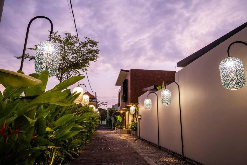 Villa Akhila 3 - 2 Bedroom Modern Tropical At The Heart Of *