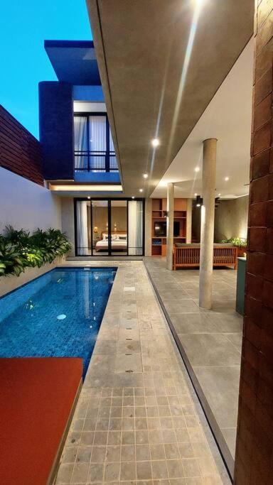 Akhila 3 - 2 Bedroom Modern Tropical At The Heart Of Villa *